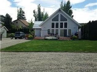 140 E Marine View Dr, Orondo, WA 98843