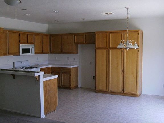2nd image of 26301 Bradshaw Dr