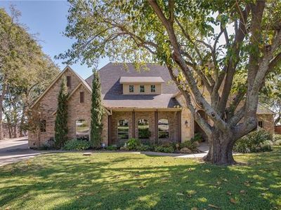 121 Lakeshore Dr, Waxahachie, TX, 75165