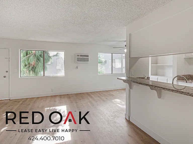 10535 Lindley Ave, — Photo 2