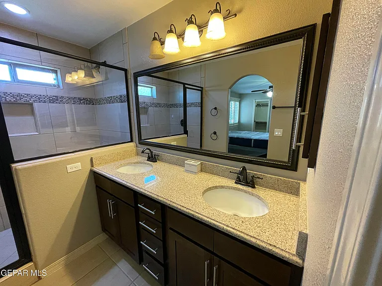 12407 Joe Gomez Ave — Photo 18