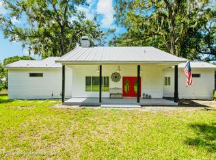2927 Stearns Rd, Valrico, FL 33596