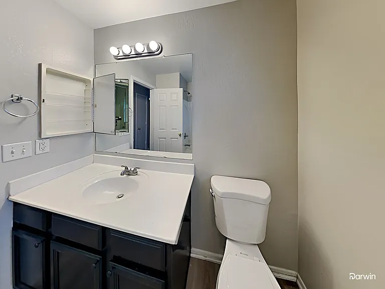 6070 N Florence Ave — Photo 12