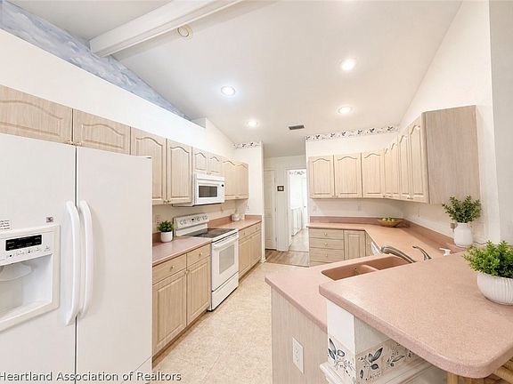 2nd image of 5429 Columbus Blvd