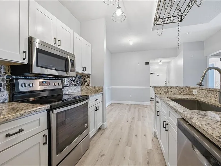14353 Fredricksburg Dr #905 — Photo 6