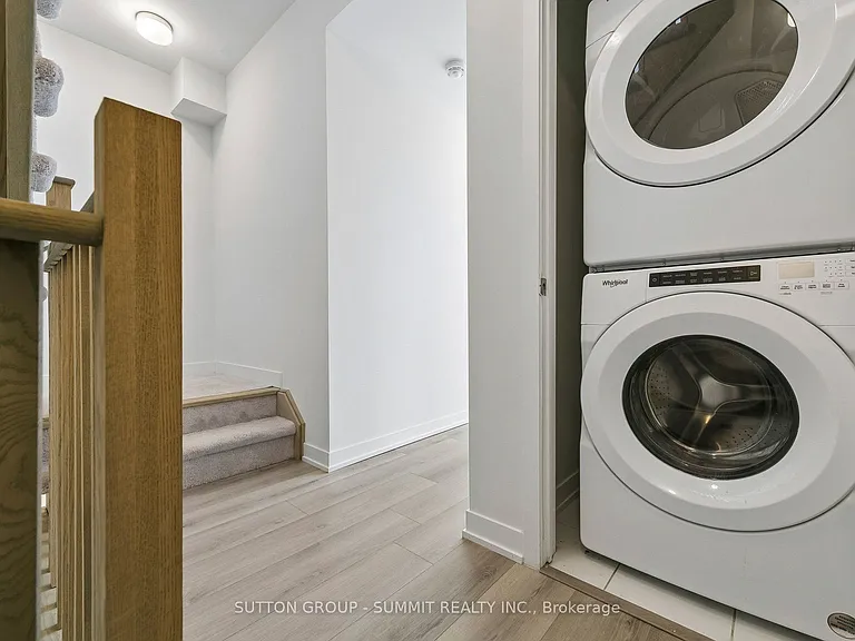 3556 Colonial Dr #16 — Photo 17
