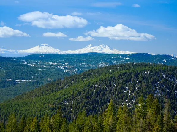 SE Opal Creek Rd, Ashwood, OR 97711