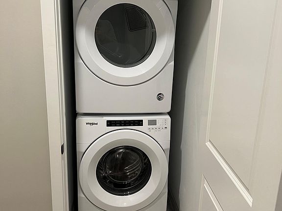 Laundry (Full size equipment)