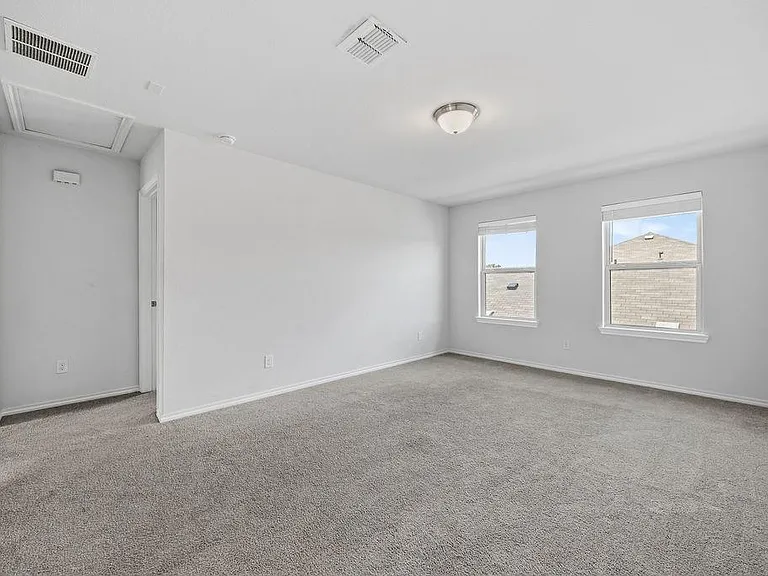 1024 Runnels Ln — Photo 18