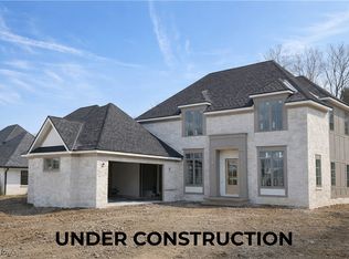 312 Woodridge Ln, Moreland Hills, OH 44022