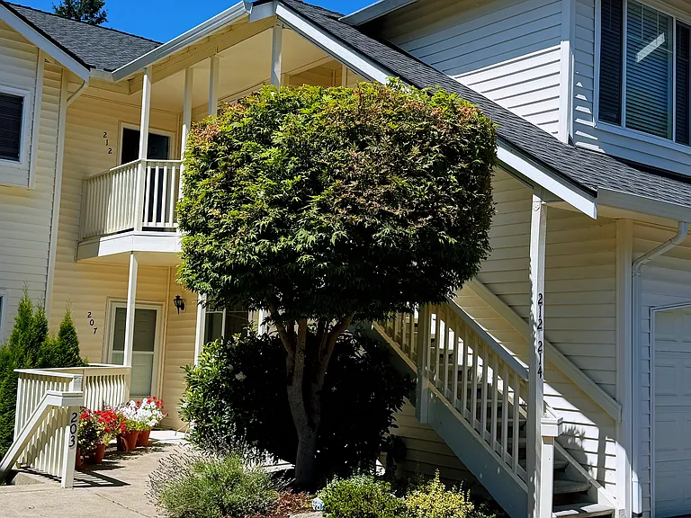 4704 Mill Pond Dr SE — Photo 11
