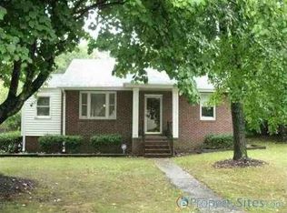 11 Linnet Dr, Greenville, SC 29609