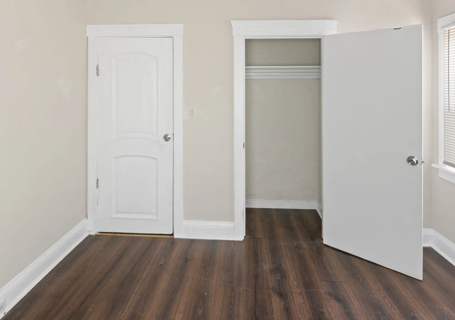 Great 4 Bedroom 2 Bath House — Photo 4