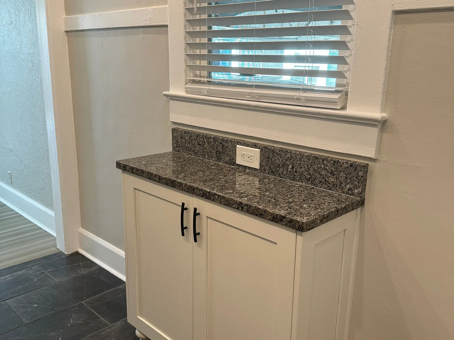 1 bed, 1.0 bath, 525 sqft, $1,500 — Photo 2