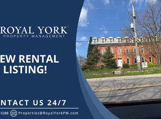 42 Court St #4, Saint Catharines, ON L2R 4R7