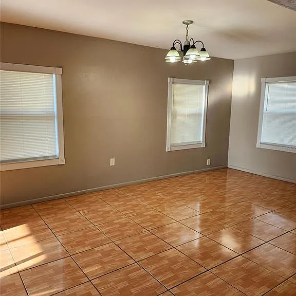2220 Birchcrest Blvd — Photo 12