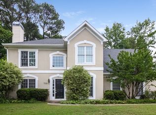 7026 Surrey Dr, Woodstock, GA 30189