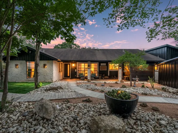 101 Candy Ln, Boerne, TX 78006