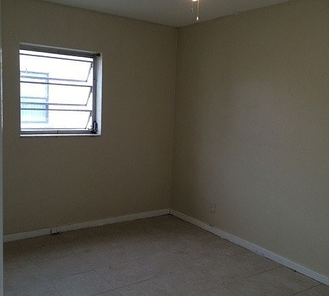 4th image of 1114 NW 19th Ave