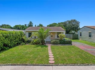 2738 Taylor St, Hollywood, FL 33020