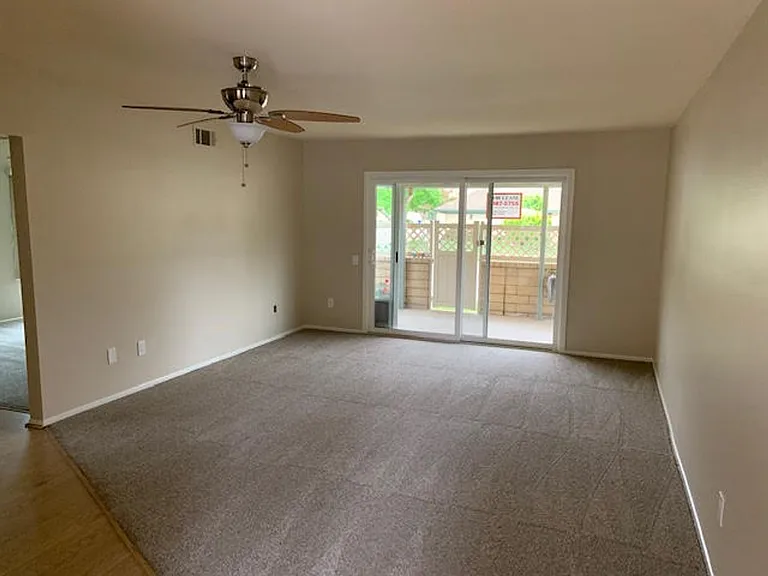 25212 Village 25 — Photo 4