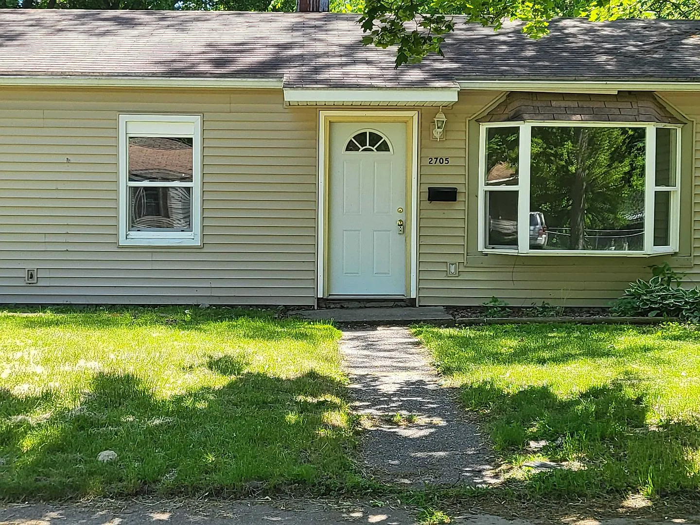 2705 Cabot Dr photo 1