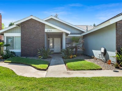 2323 N Polk, Tulare, CA, 93274