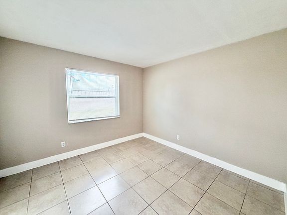 5th image of 1800-1880 Sunshine Blvd #E8c85e52b