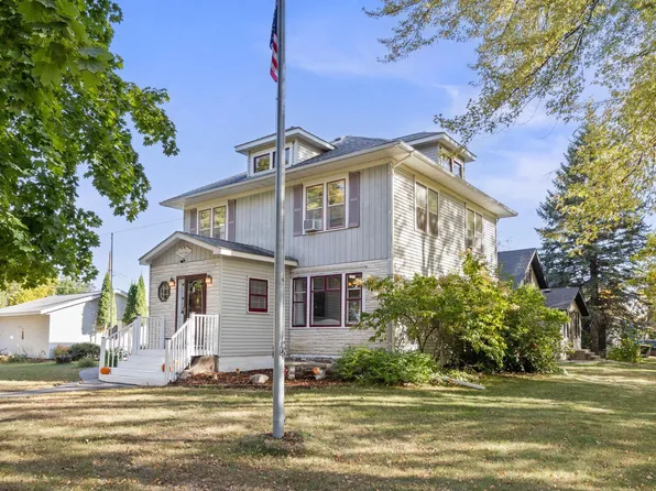 120 Cedar Ave W, Hector, MN 55342