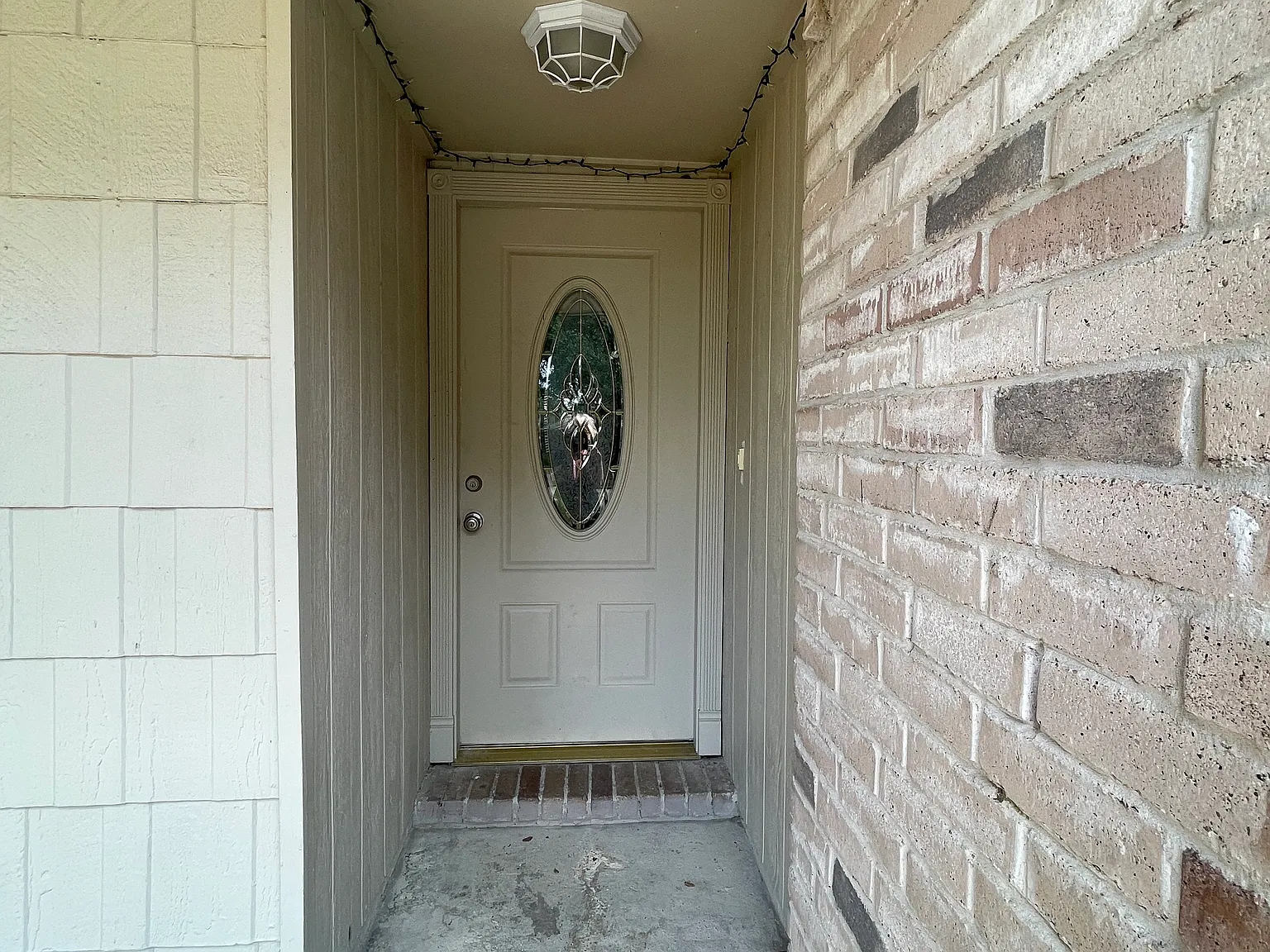 3 bed, 1032 sqft, $1,700 — Photo 3