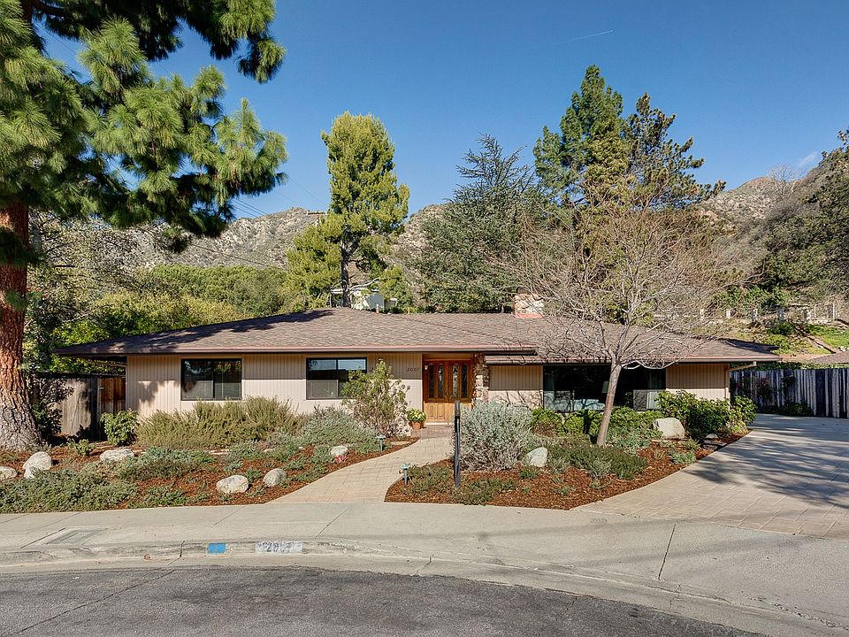 1st image of 2007 Derwood Dr