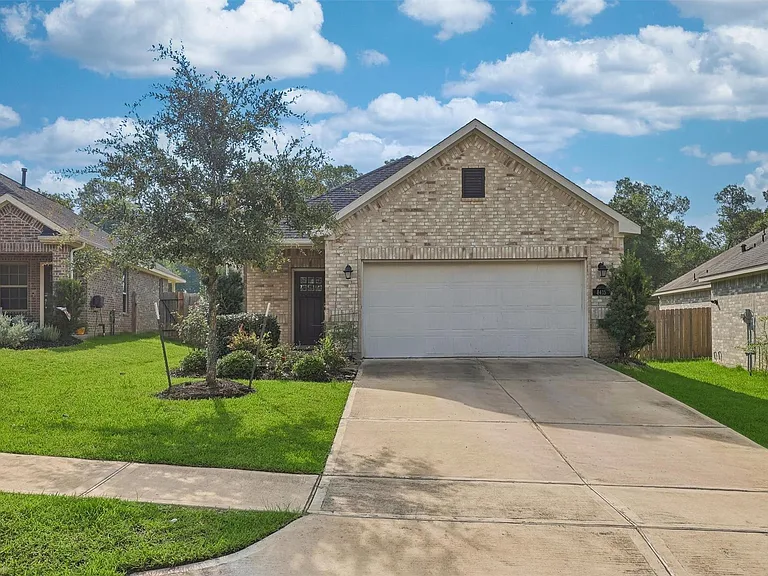 8415 Balding Dr — Photo 1