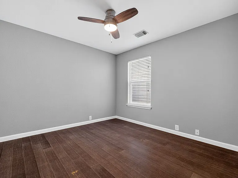 3950 Canyon Pkwy — Photo 26