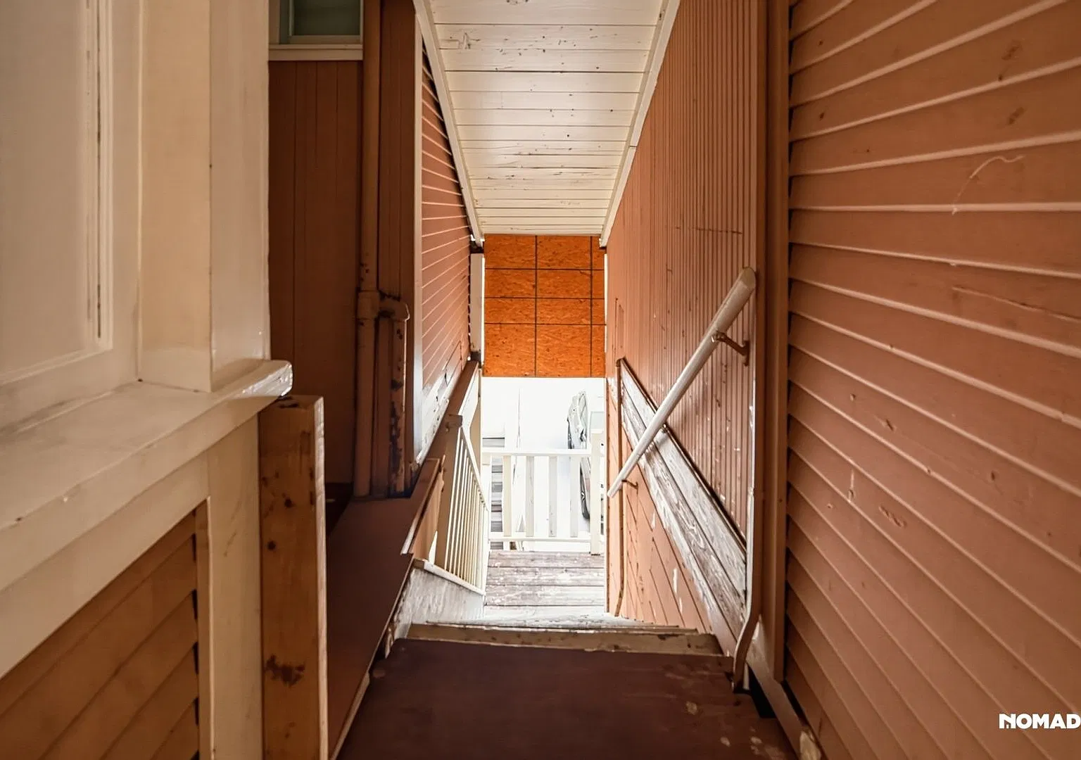 Spacious 4BR Condo in Los Angeles — Photo 1