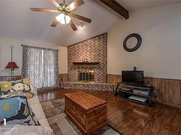 4th image of 1511 S Heritage Cir