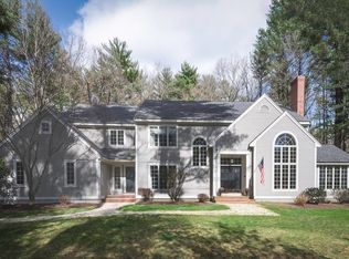 38 Trowbridge Cir, Rowley, MA 01969