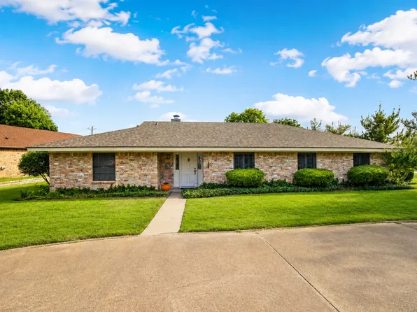 5132 Fairway Cir, Granbury, TX 76049