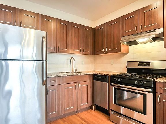 4th image of 426 4th Ave Suite 2