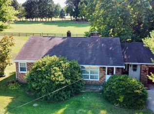 236 W Ore St, Seven Valleys, PA 17360