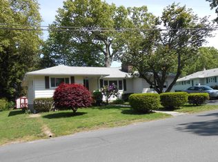 390 Highland Dr, Waterbury, CT 06708