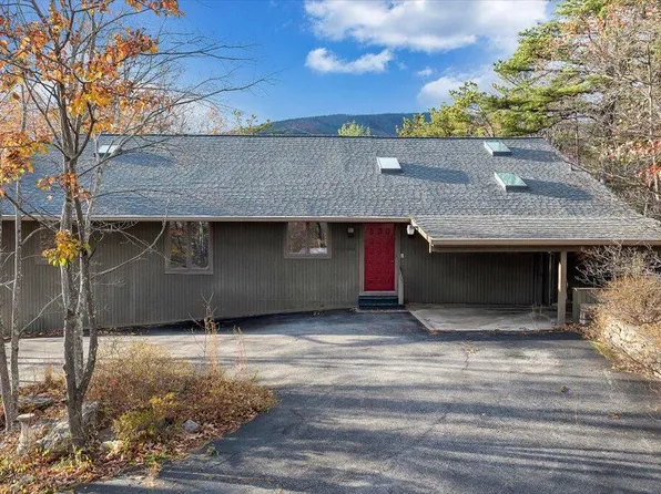 1884 Oak Dr, Salem, VA 24153