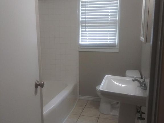 4th image of 2203 Helena Ave