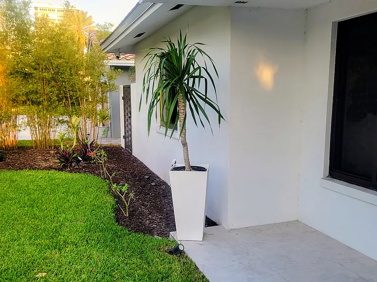 3308 NE 40th Ct — Photo 19
