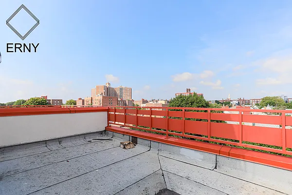 Rented by ERNY LLC | media 17