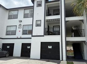 2218 Grand Cayman Ct, Kissimmee, FL