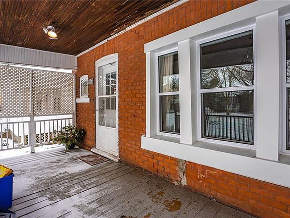 5th image of 165 East Ave
