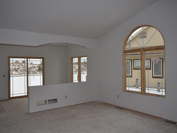 2nd image of W207N16211 Elliot Dr #17