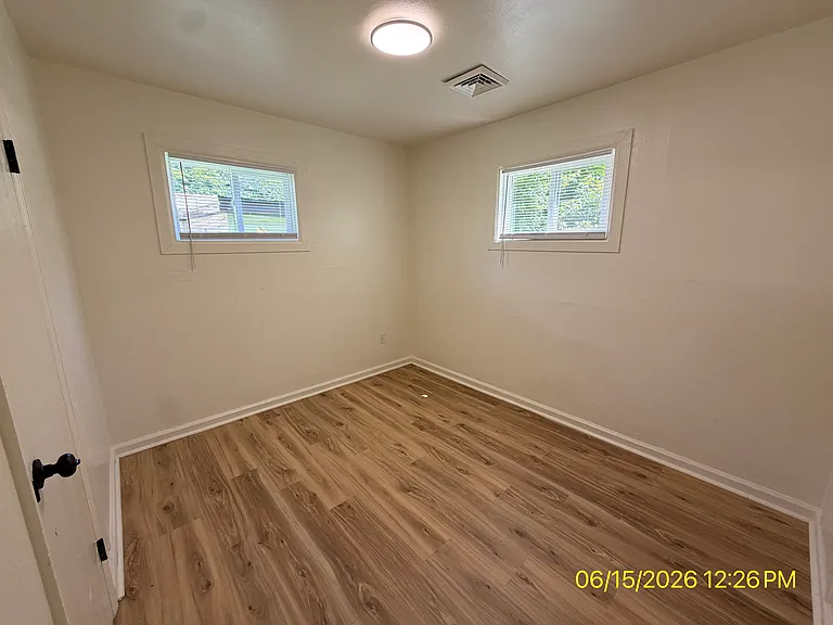 2300 N Wolfe St — Photo 4