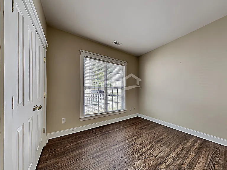 13640 Swinton Rd — Photo 14
