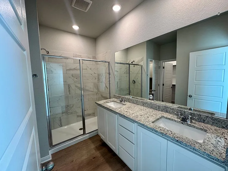 761 Staglin St #A — Photo 10